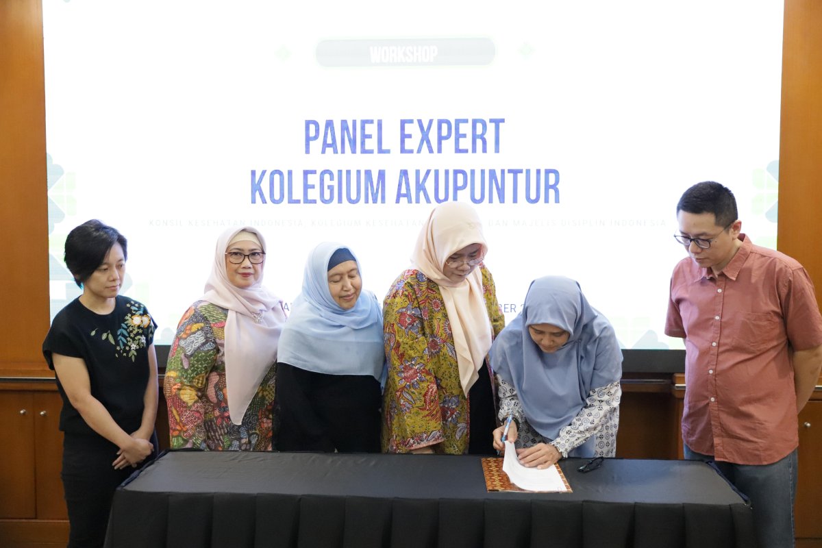 Panel Expert Kolegium Akupuntur