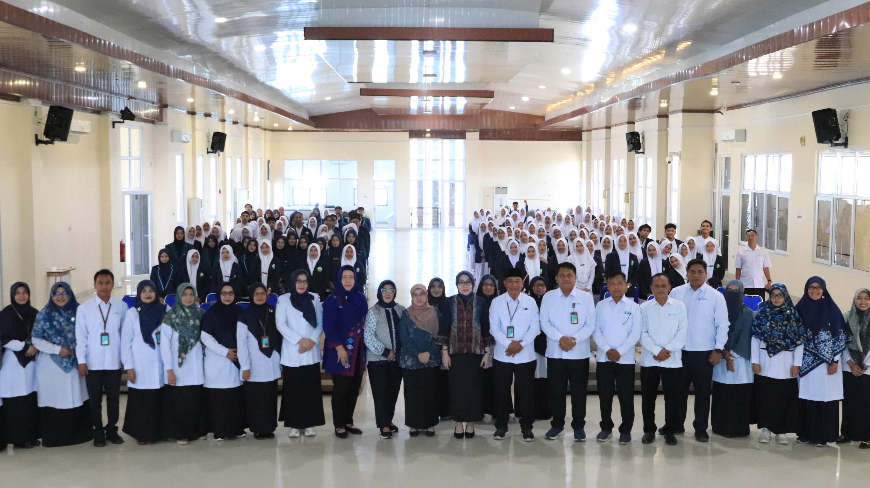  Sosialisasi Kebijakan Uji Kompetensi dan Penerbitan STR bagi Tenaga Medis dan Tenaga Kesehatan
